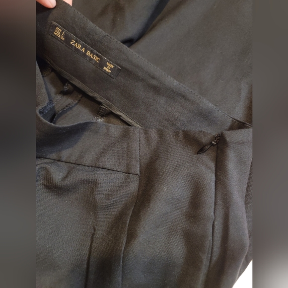 ZARA Black Capris Pants - Picture 5 of 7